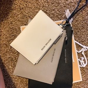 Travel Jet Set Wristlt Leather